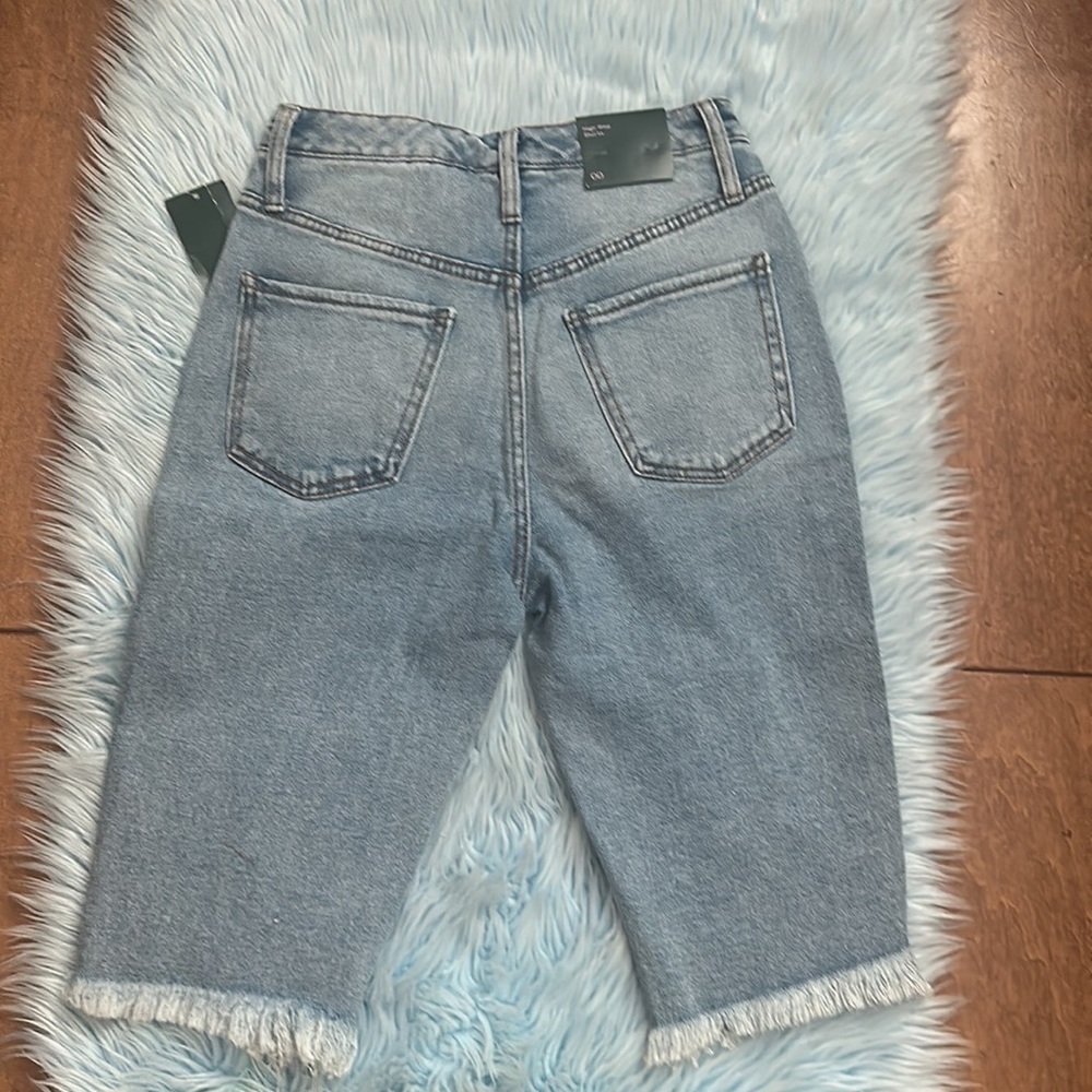 High Rise Shorts - Picture 4 of 5